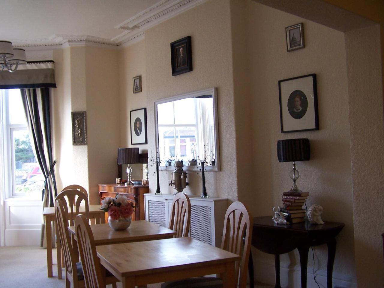 The Carmen Guesthouse (Adults Only) Ландъндо Екстериор снимка